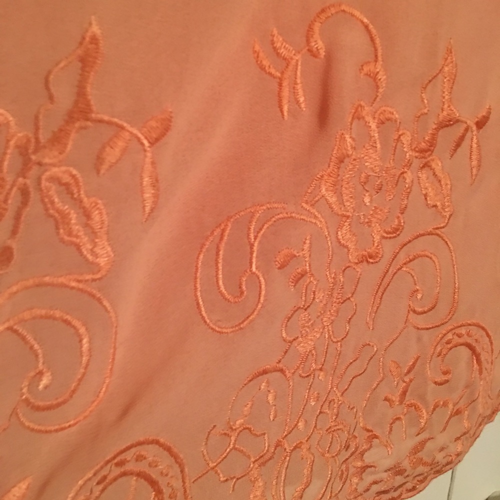 Buckle boutique peach-colored beaded top - Small - Picture 5 of 7